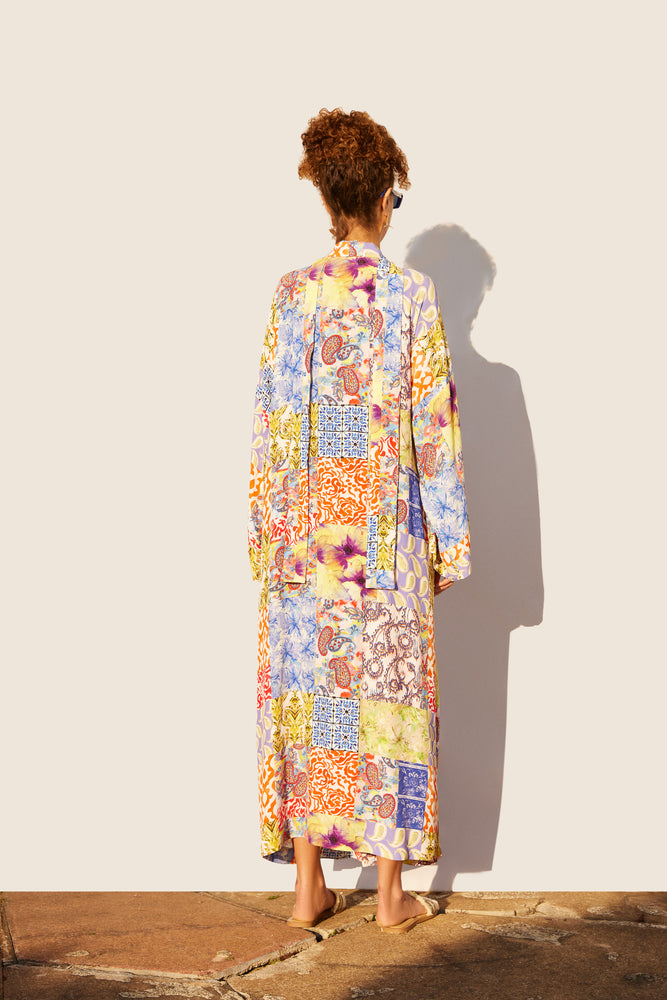 
                  
                    Tiana Kimono
                  
                